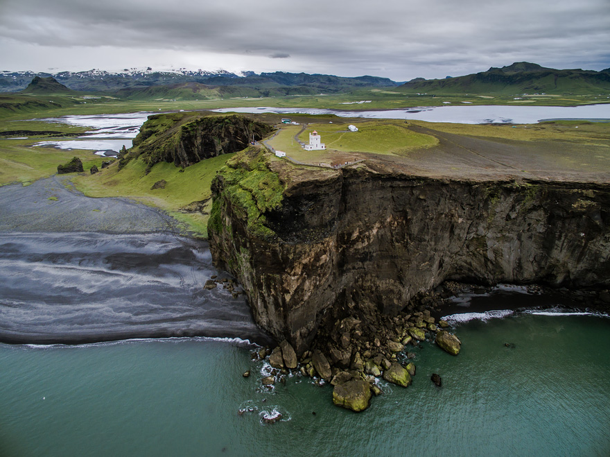 Es por eso que necesito viajar en Islandia con un dron