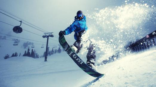 ¿Qué debo buscar al elegir una tabla de snowboard?